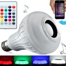 BLUETOOTH-OS RGB LED LÁMPA, HANGSZÓRÓVAL, TÁVIRÁNYÍTÓVAL